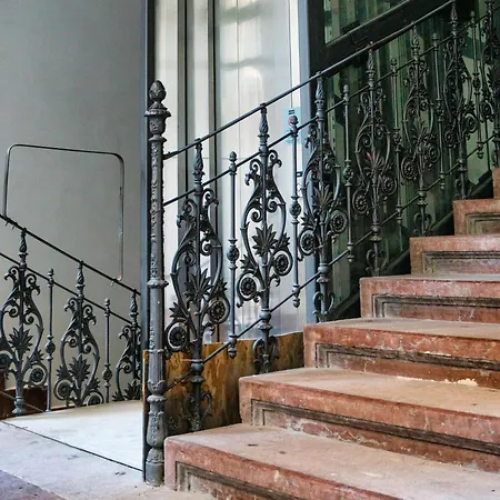 아파트 Count Andrassy Luxurious