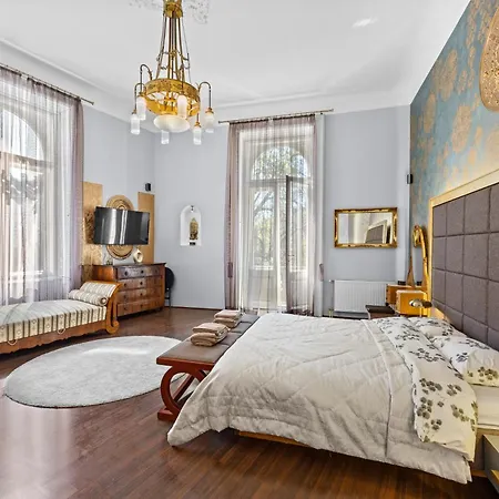 Count Andrassy Luxurious 아파트