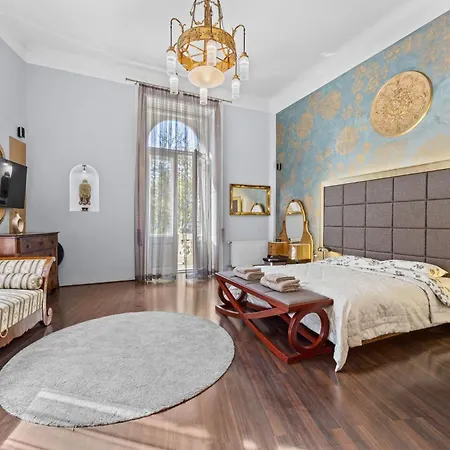 Count Andrassy Luxurious *
