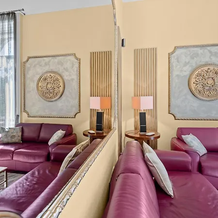 Apartment Count Andrassy Luxurious *